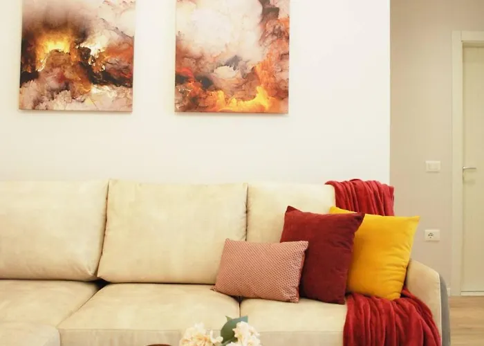 Lindi's 4/6 Apartment